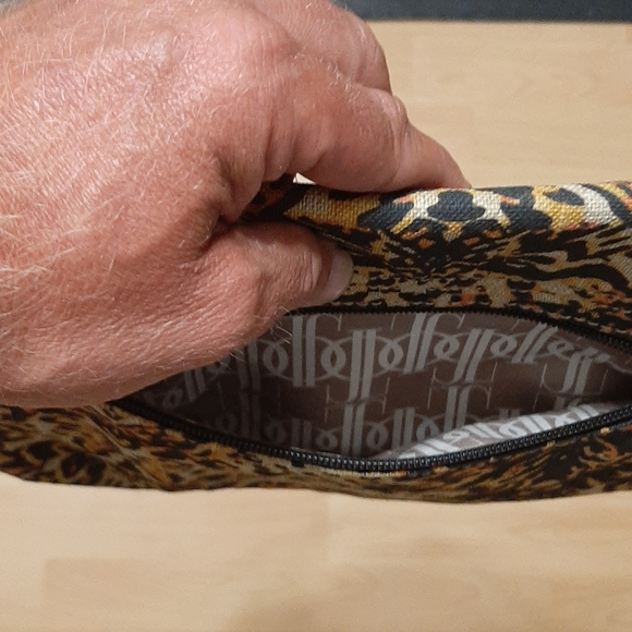 JLO Jennifer Lopez Purse. - Picture 3 of 8